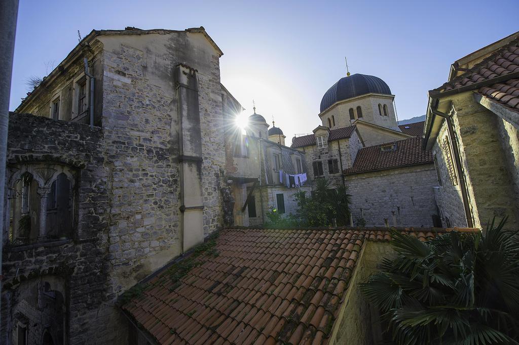 Palazzo Max And Alex Apartments Kotor Bagian luar foto